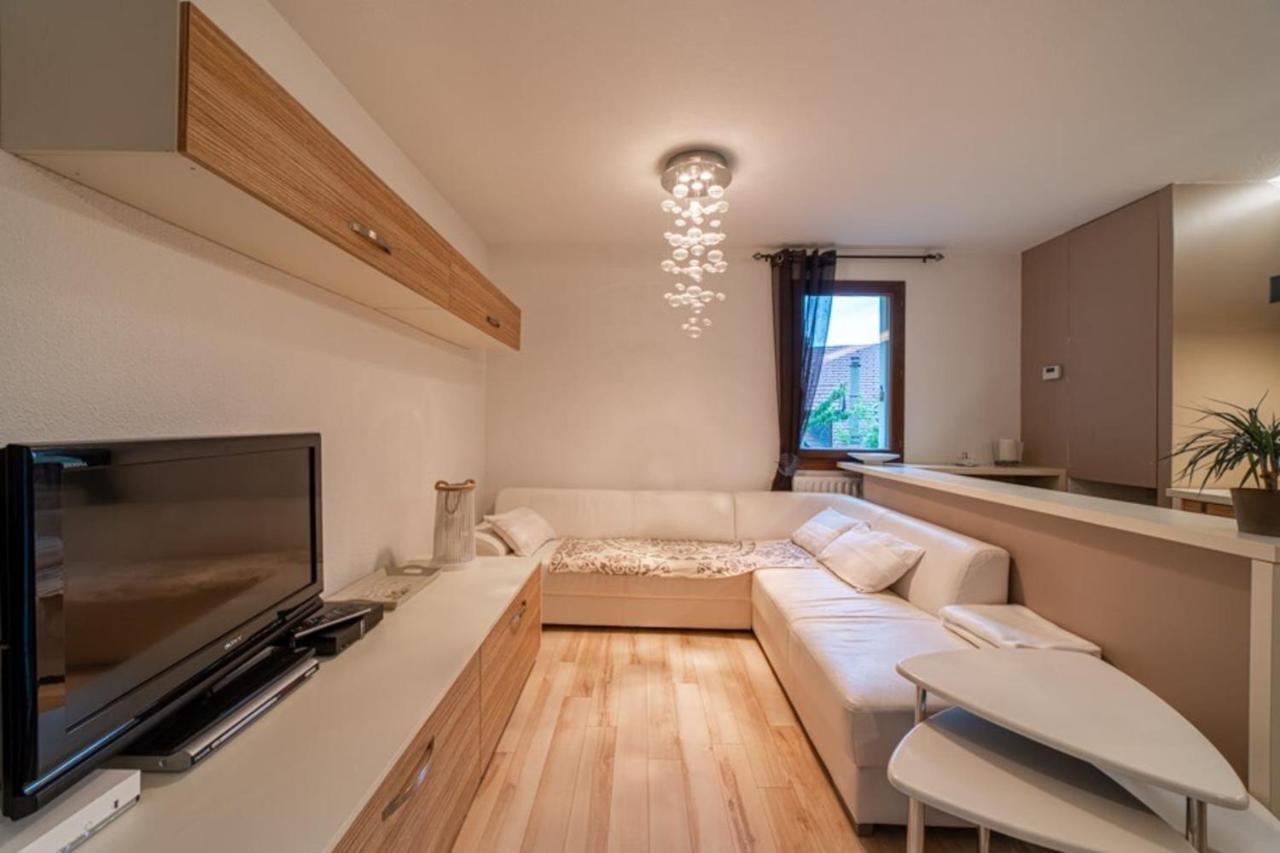 Promenade Furnished Flat Apartment อานซี ภายนอก รูปภาพ